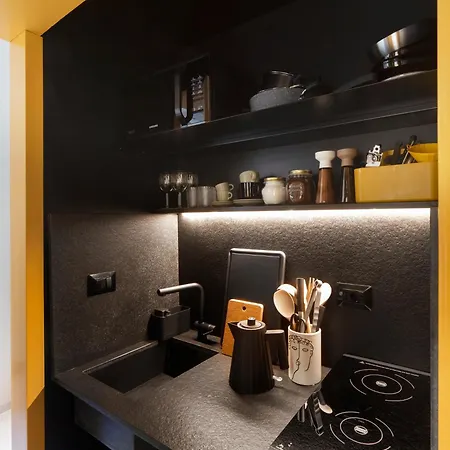 Interno A - アパート